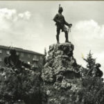 Parma-Monumento-a-Vittorio-Bottego-Piazzale-della-stazione-ferroviaria